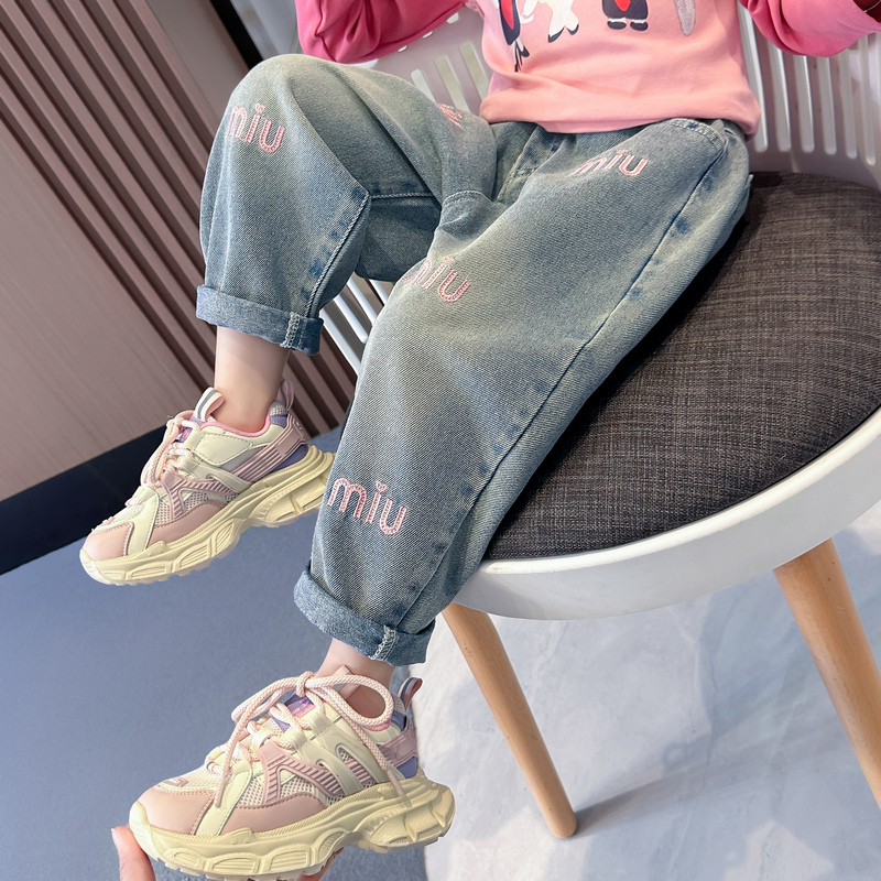 女童休闲牛仔裤2024秋季新款女宝宝洋气宽松萝卜裤秋款女童秋装