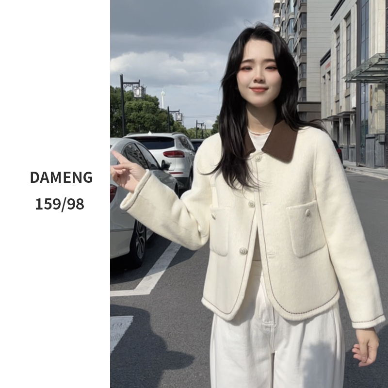 【秋冬新款】28016小米粒贡针娃娃领休闲时尚短款小香风羊毛大衣