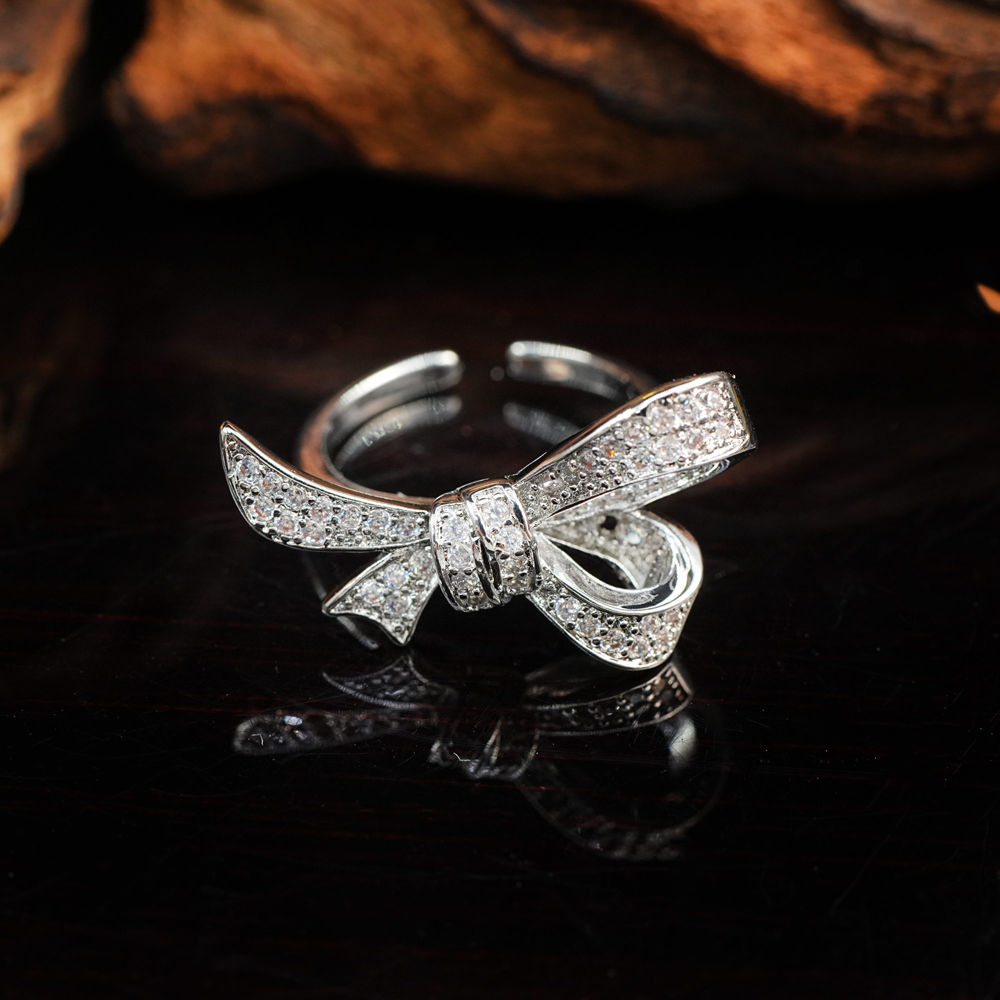 铜合金戒指 LeLe 戒指  满钻密镶蝴蝶结个性冷淡风百搭 5343