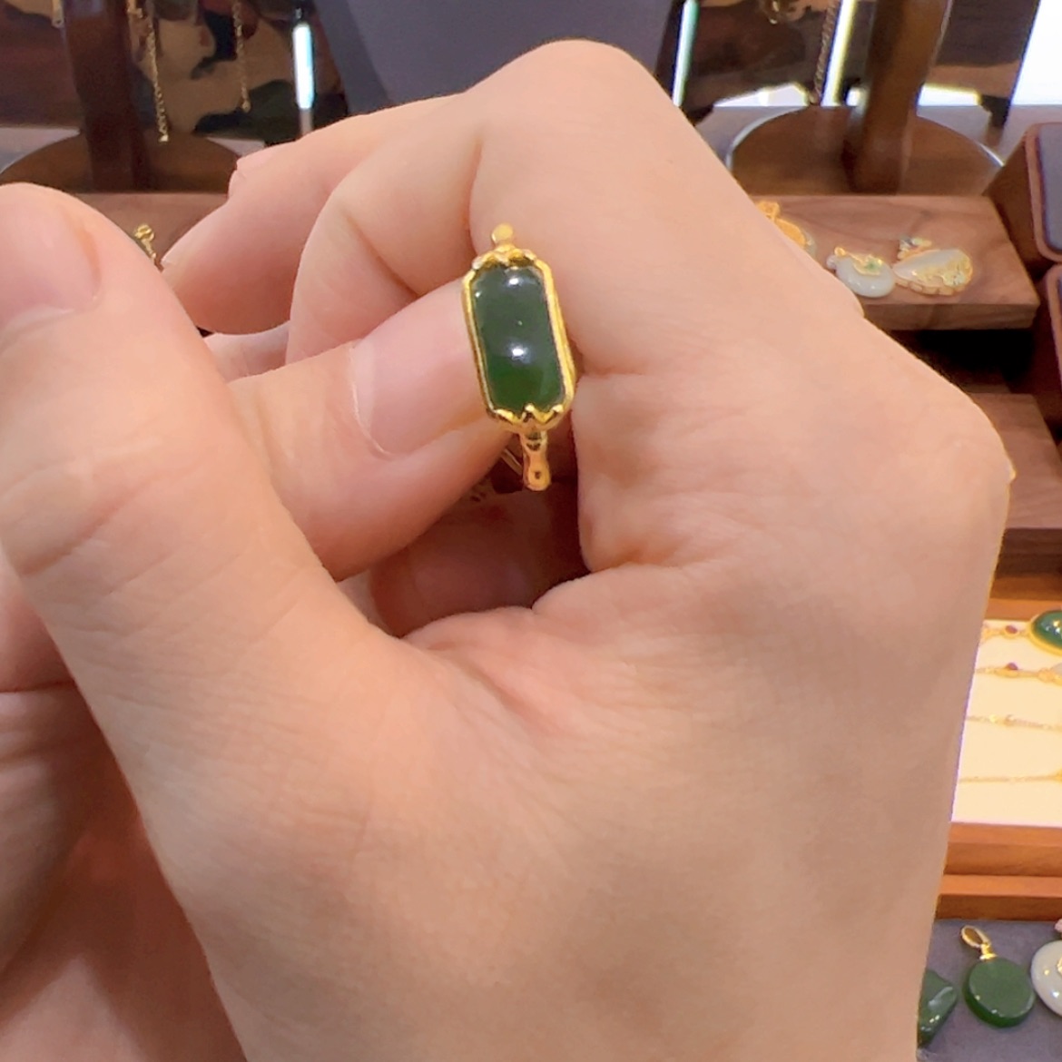 【闪购商品】和田玉戒指未镶嵌