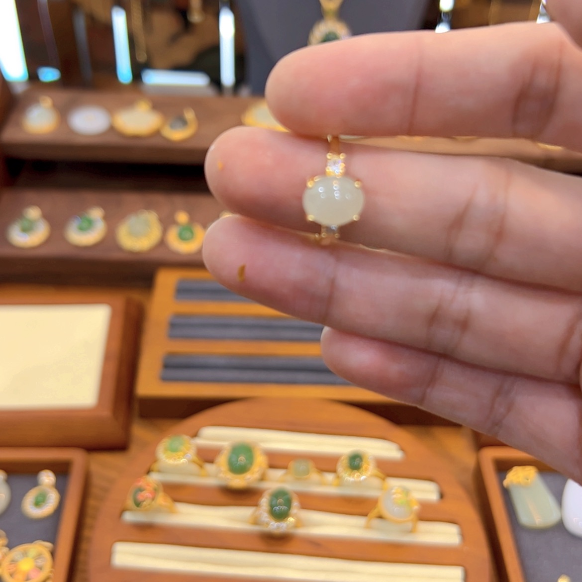 【闪购商品】和田玉戒指未镶嵌