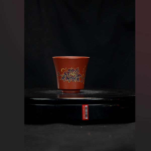 宜兴原矿紫砂茶玩茶宠-牡丹花主人杯