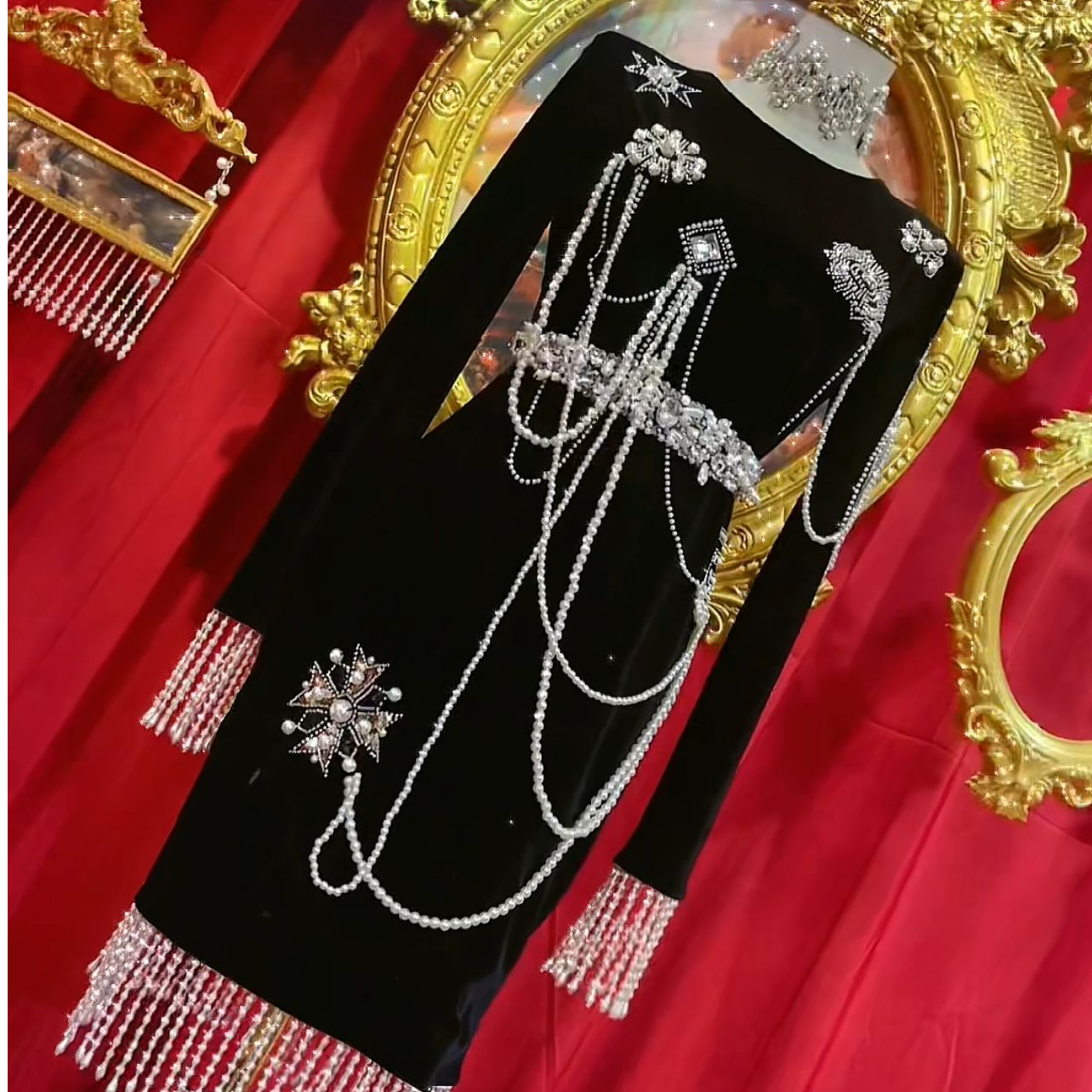 富贵迷人眼重工珍珠流苏连衣裙