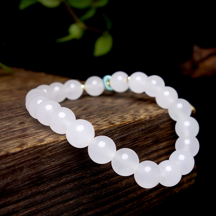 新疆天然手串8mm左右女款白月光玉石无证书礼盒白色拍一发一