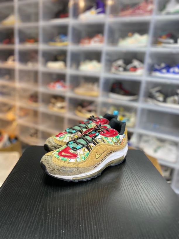 max98红棕休闲鞋/43/已精洗/全新参考价