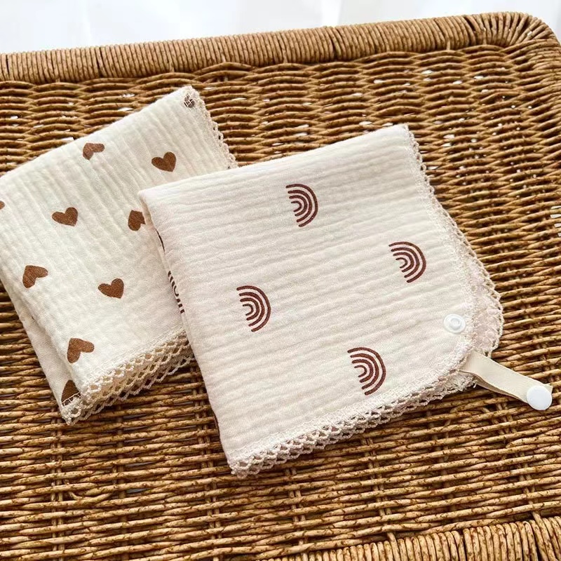 纱布卡通口水巾花型随机