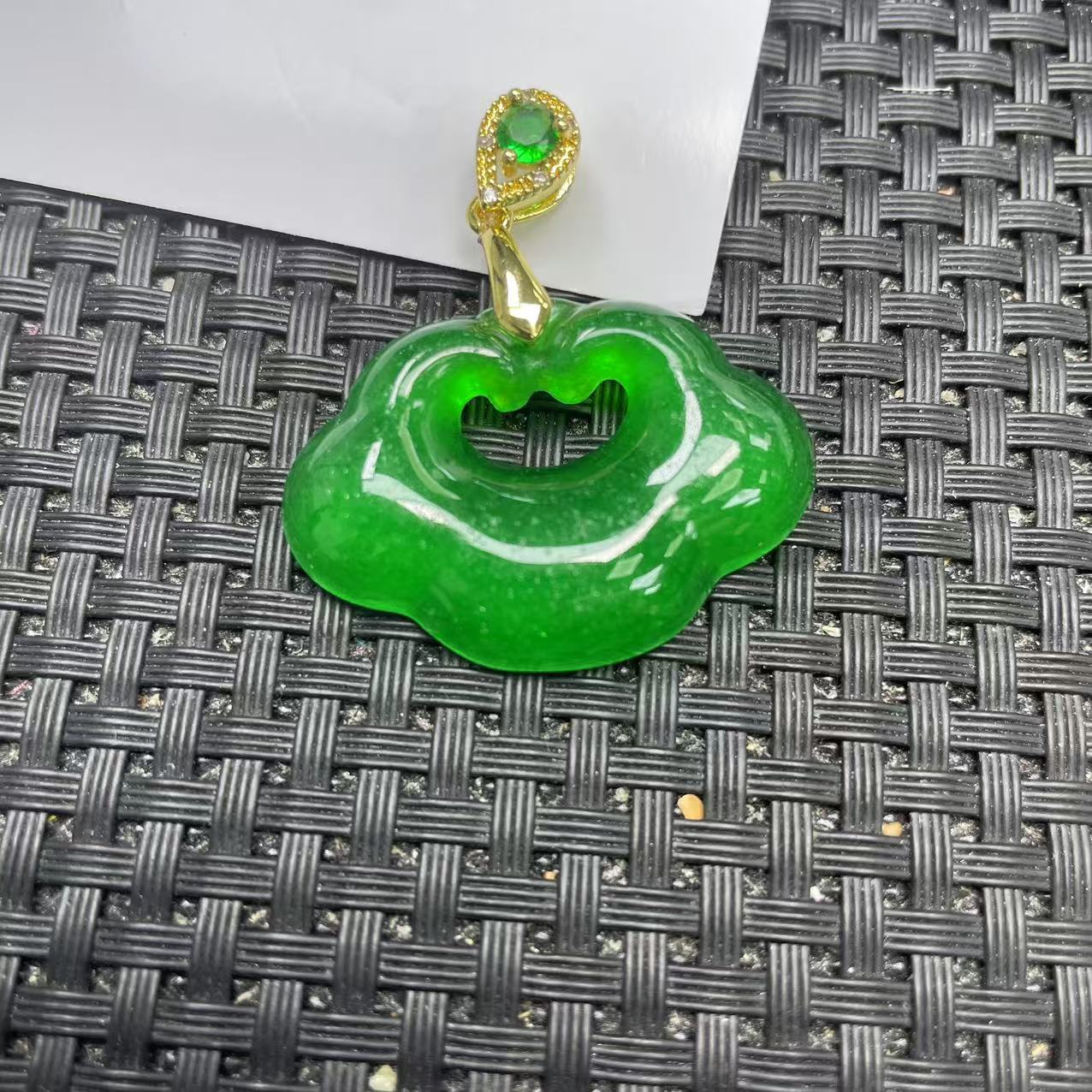 【大喜儿】透绿如意吊坠-1WQ780