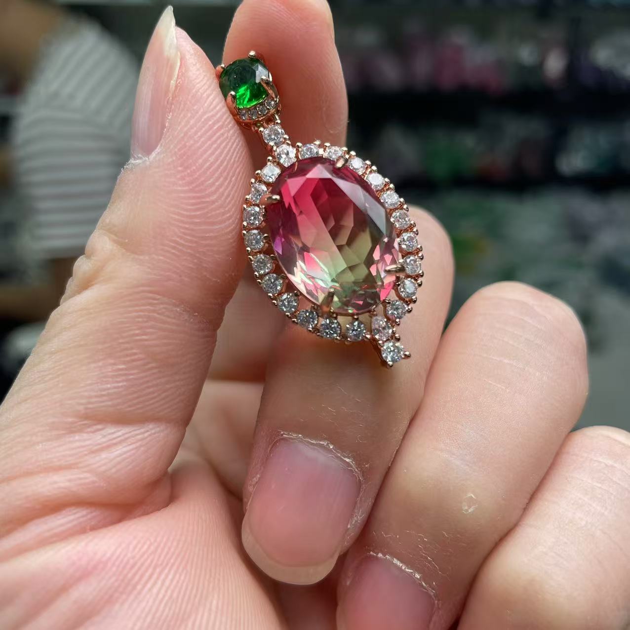 西瓜碧时尚吊坠-1WQ724