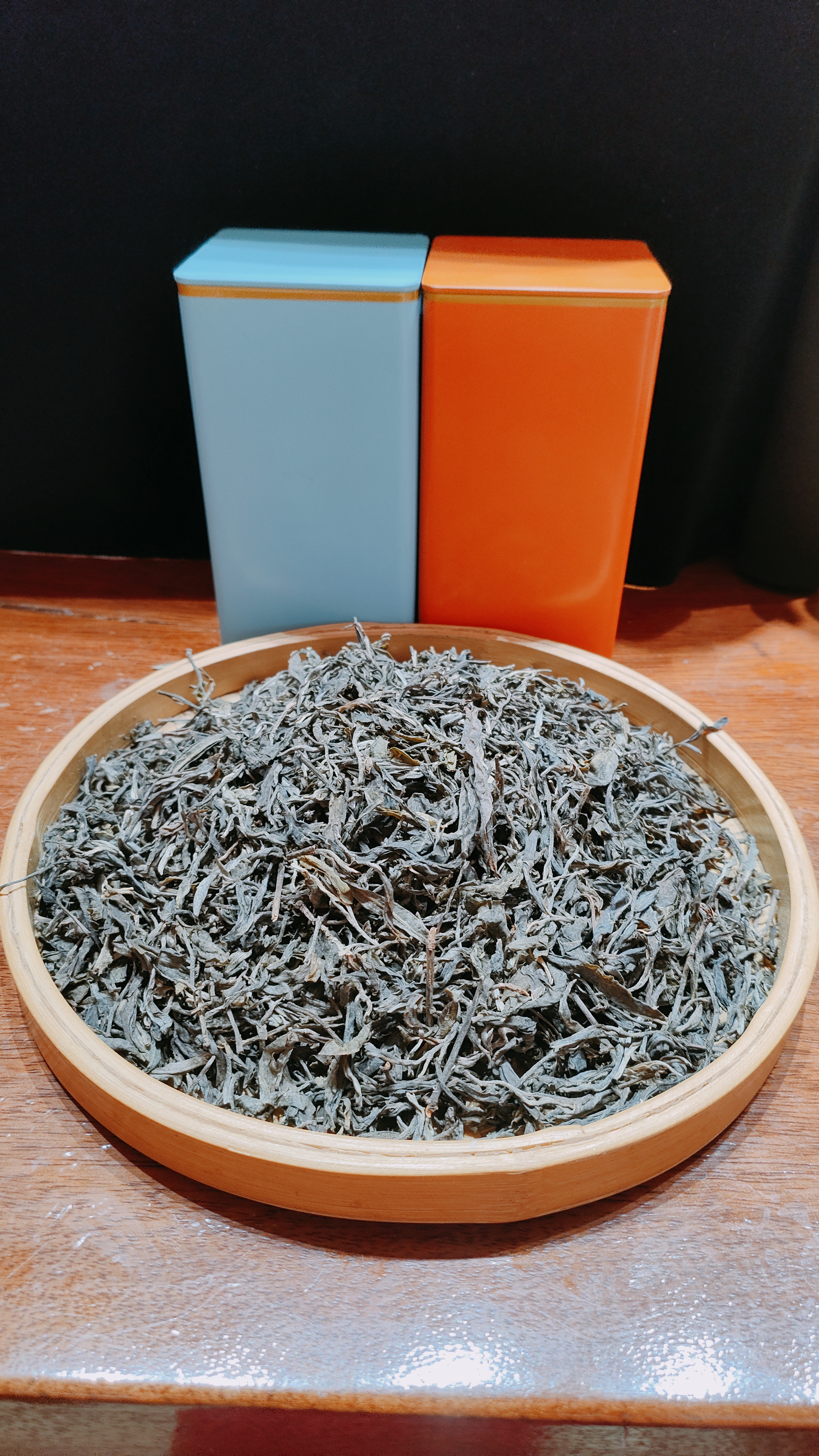 冰岛古树老生茶，2018年老料茶