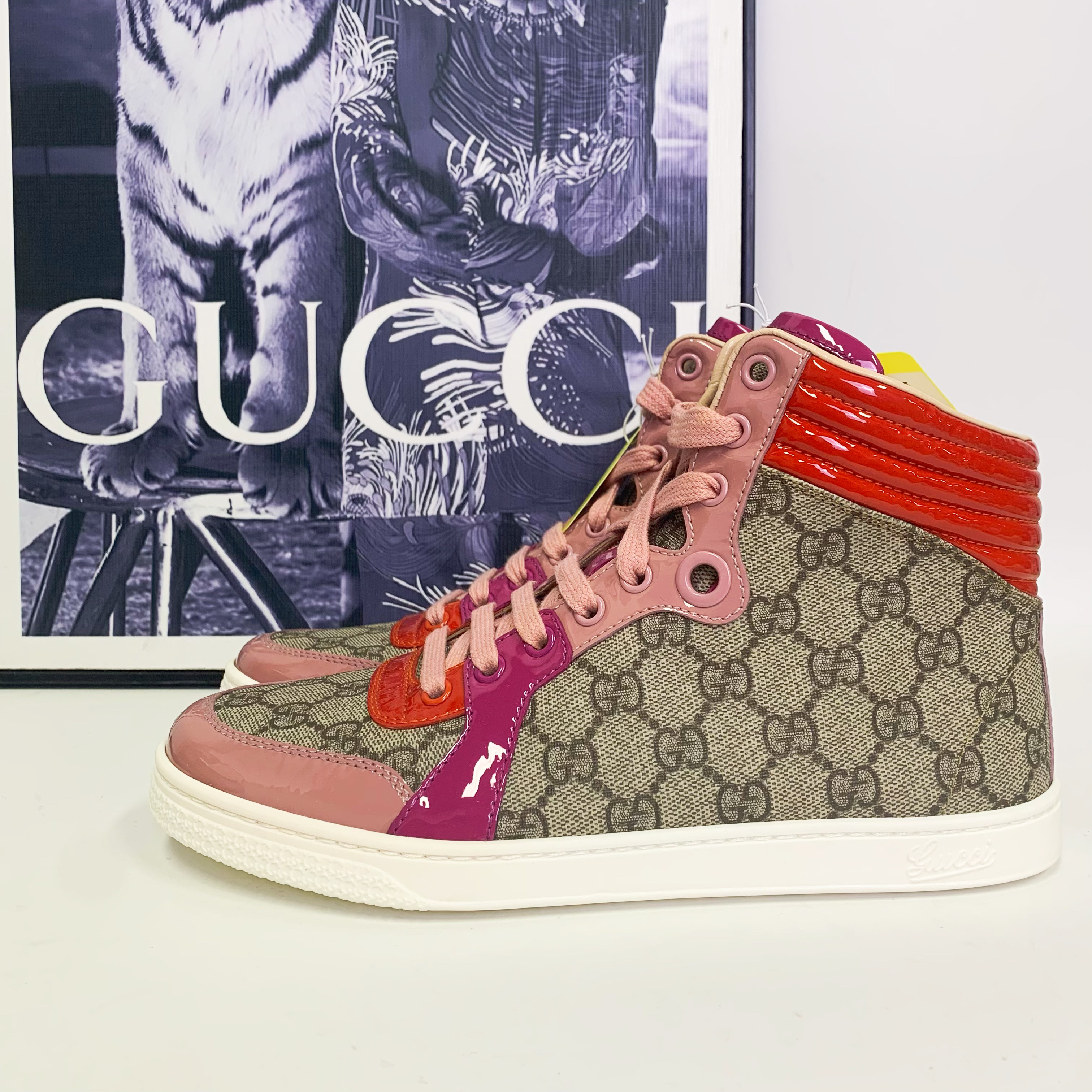 全新未使用 GUCCI/古驰 古驰高帮老花红尾板鞋满印印花棕色时尚