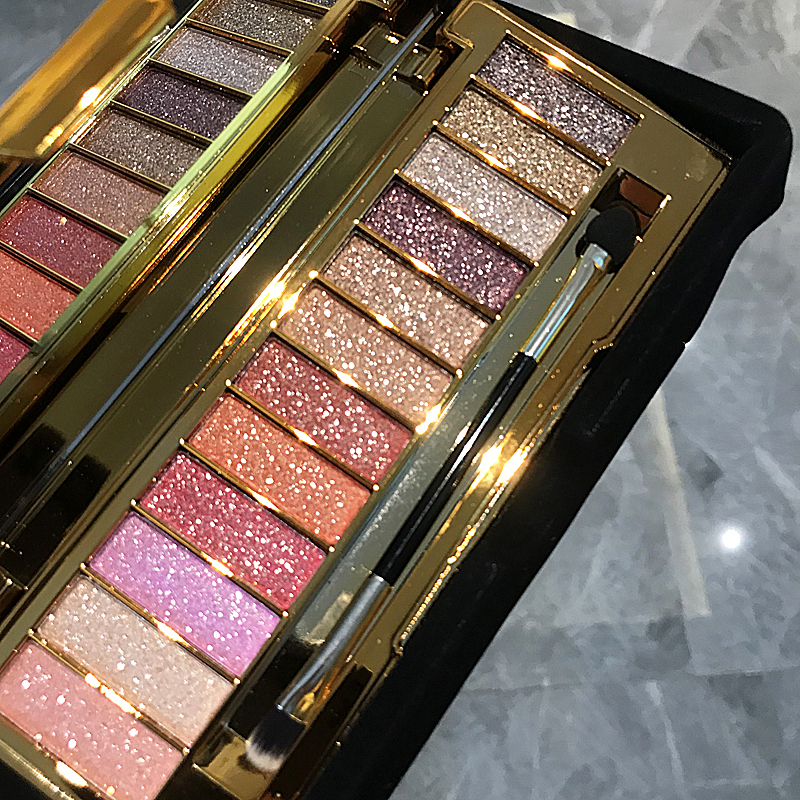 高颜值维妮小熊亮片眼影盘不易掉色网红同款珠光亮晶晶新款便携