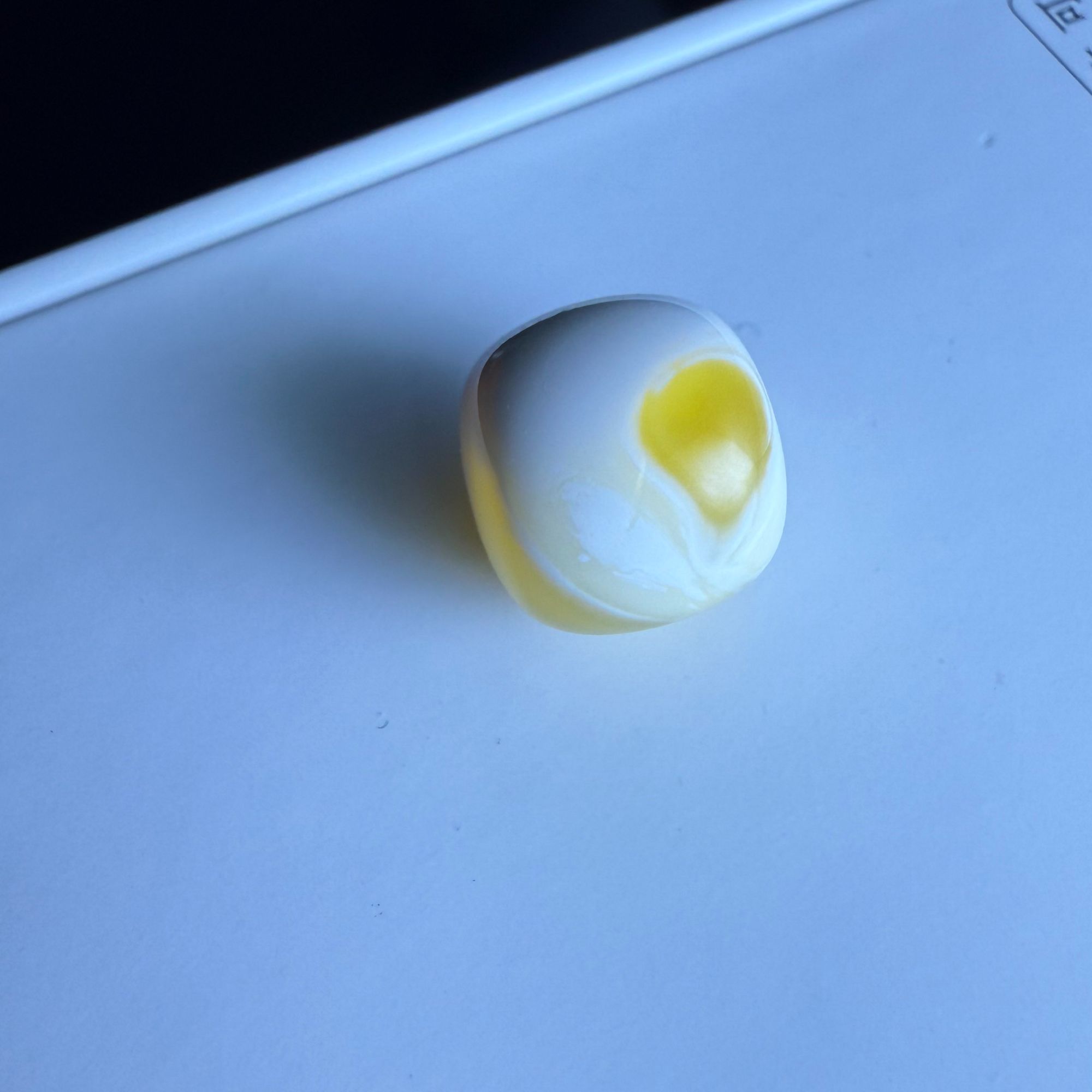 【溶洞】蜜蜡漆白溶洞老型13乘12毫米精工老型天然保证高级配饰原矿