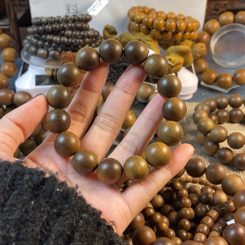 【闪购商品】檀香木手串/手链罗*