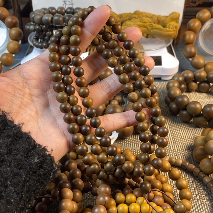 【闪购商品】檀香木手串/手链愛****熊