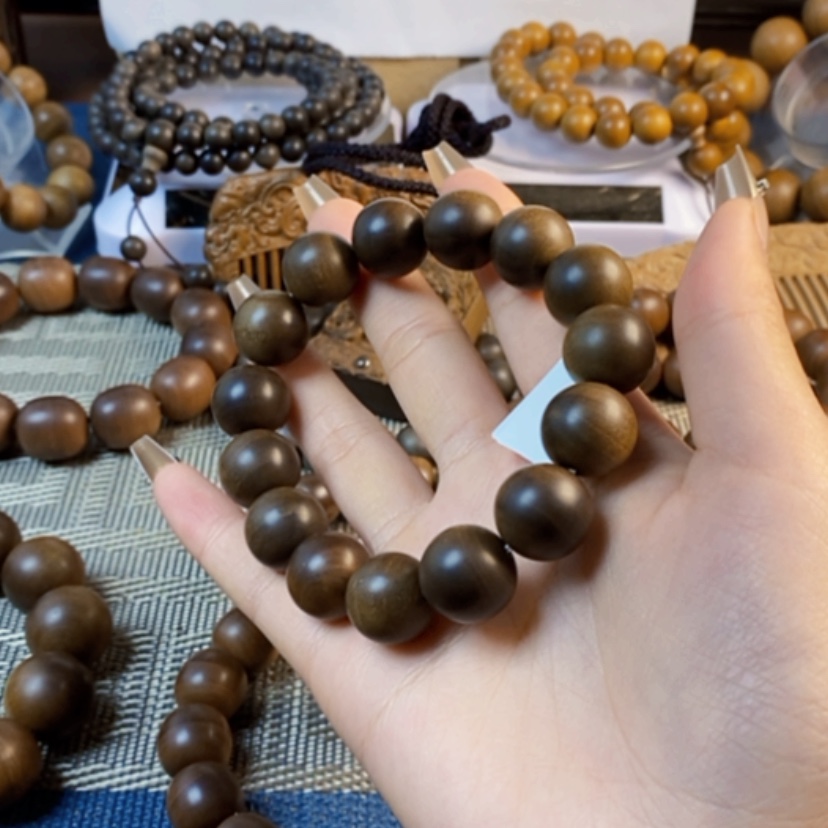 【闪购商品】檀香木手串/手链驻****益