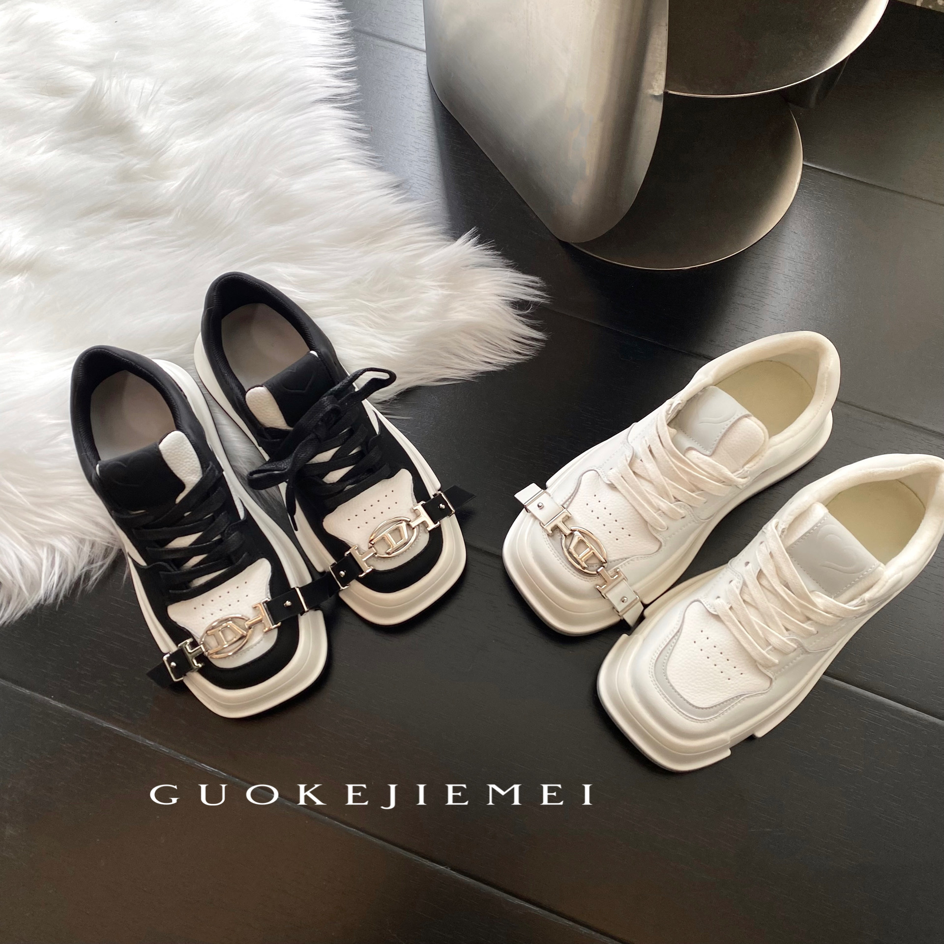 【果壳姐妹】4.5cm/网红/百搭/博主风/明星同款/保暖/厚底/休闲鞋