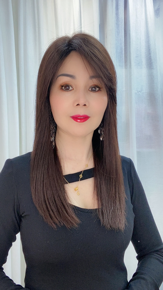 丽诗雅假发纯手工全真发超轻薄透气减龄长直发超自然