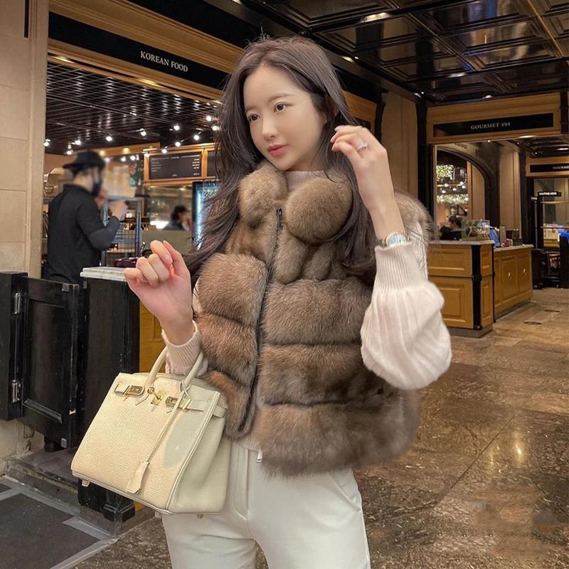 2023秋冬款富家千金紫貂皮草背心女气质名媛占领外白鸭绒网红时尚