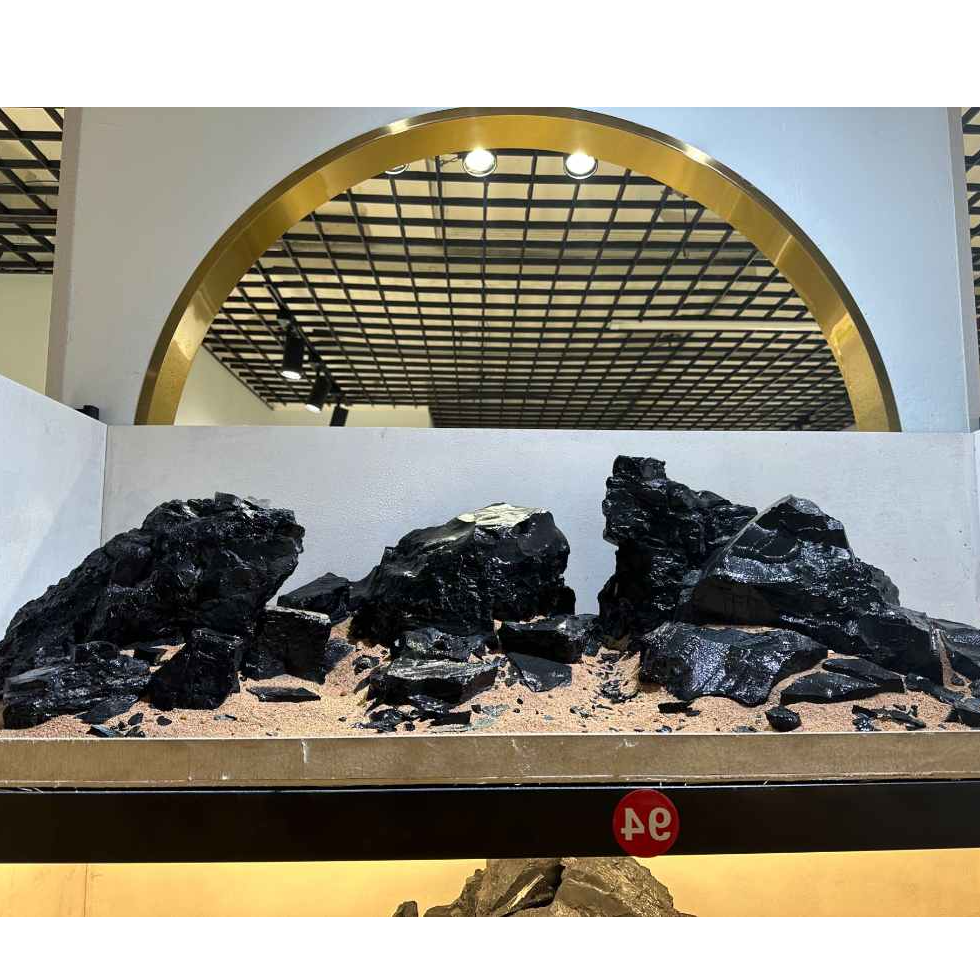 原生溪流缸  黑金石鱼缸造景  一物一拍 景观定制