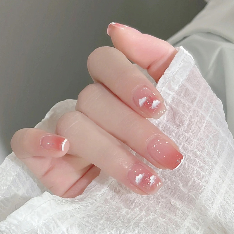 夏季爆款穿戴甲短款白色云朵显白指甲贴片渐变腮红美甲贴甲片