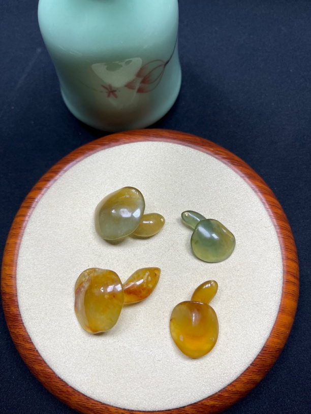 玉石王花玉小蘑菇 顶天立地 玉质颜色丰富漂亮随机发货纯手工雕刻