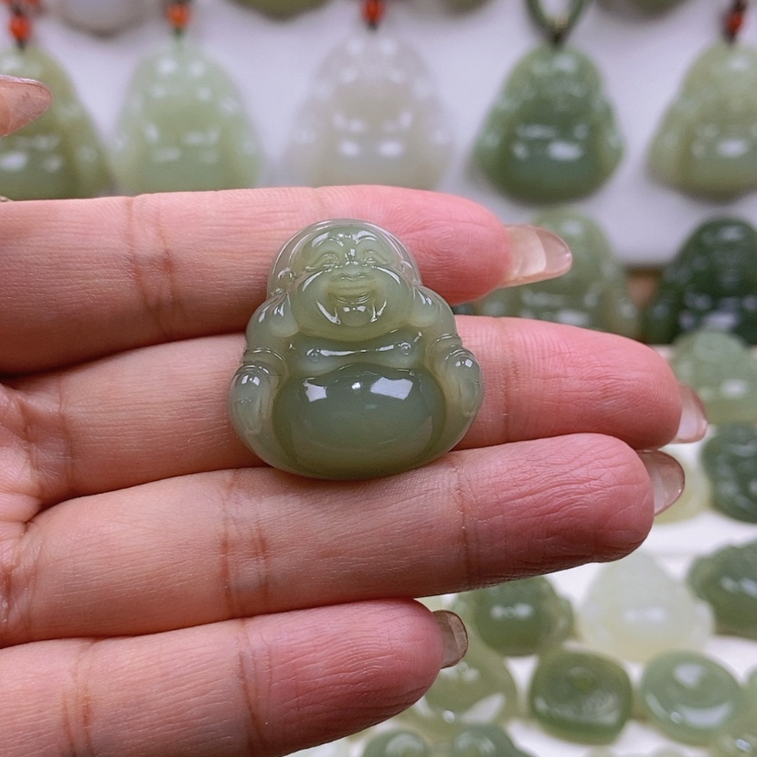 【闪购商品】和田玉颈饰未镶嵌王**子