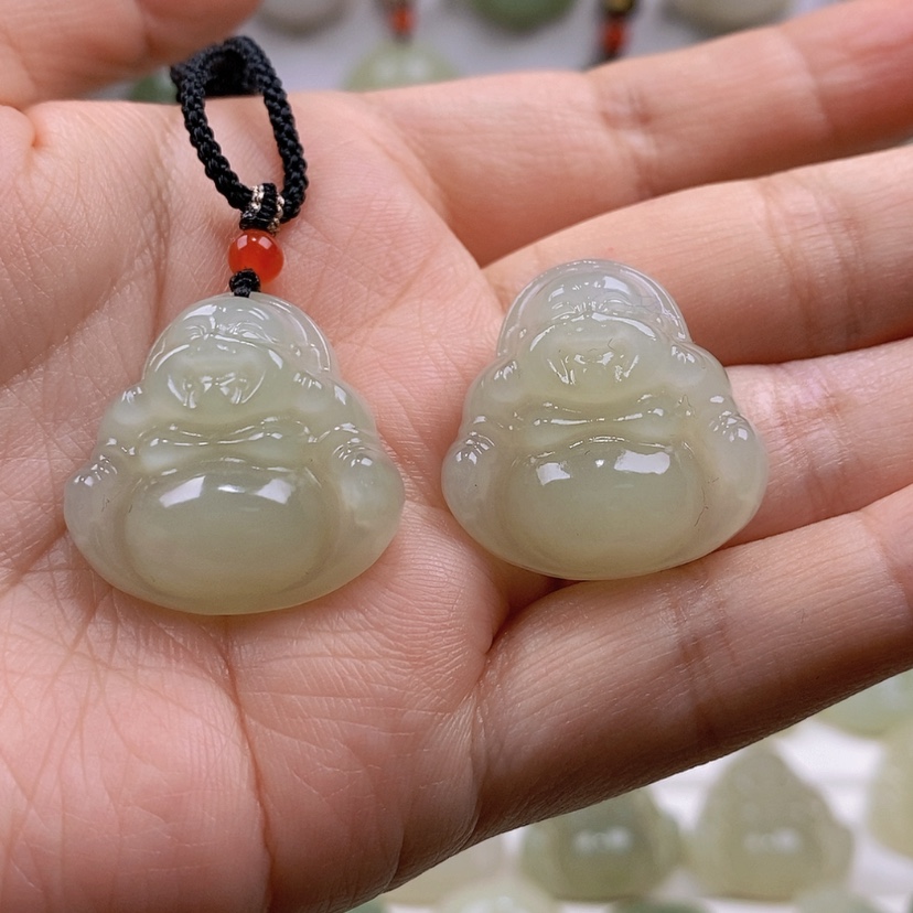【闪购商品】和田玉颈饰未镶嵌小*点