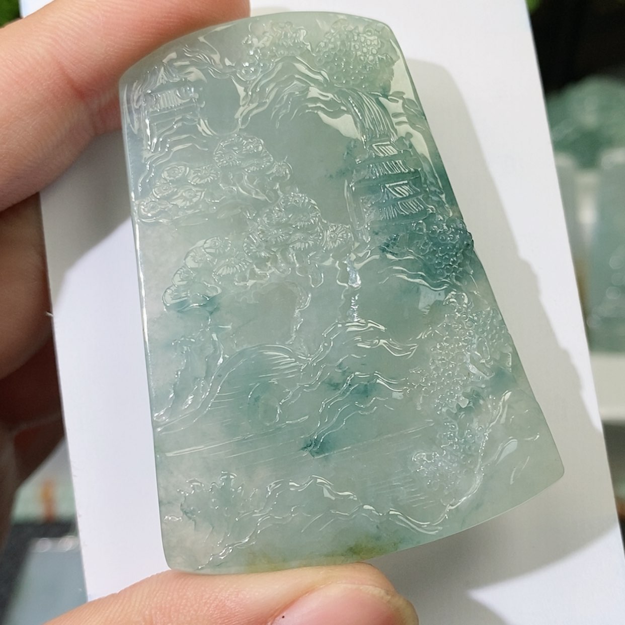 【闪购商品】翡翠颈饰未镶嵌