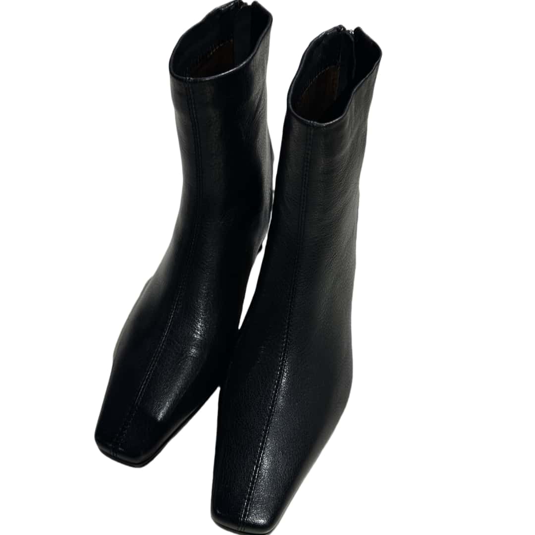 XY248126时尚百搭女士皮鞋粗跟短筒气质秋冬