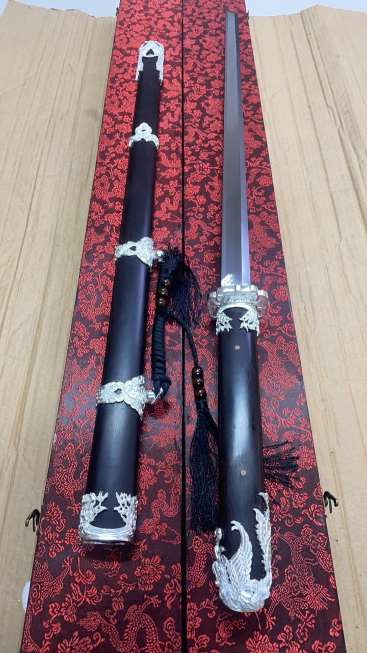 手工锻打镜面研磨黑檀木火风唐刀 未开刃