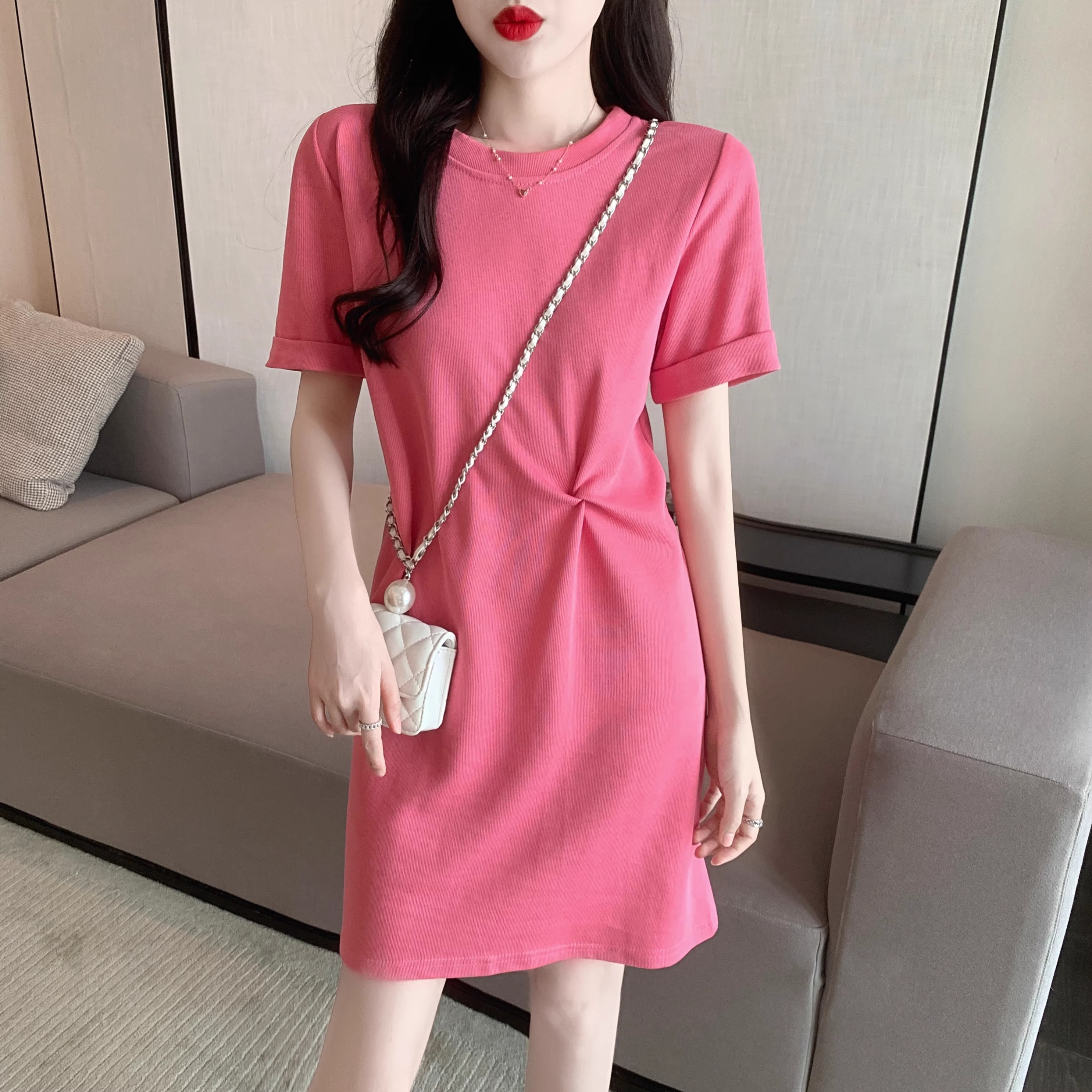 减龄夏装时尚漂亮的连衣裙高级2024新款又甜又辣T恤裙子女装