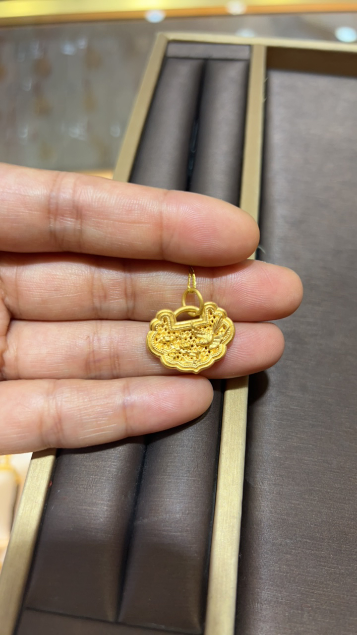 足金999喜上眉梢吊坠