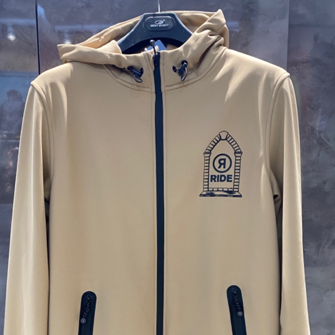 ride男子女款时尚软壳防风帽衫