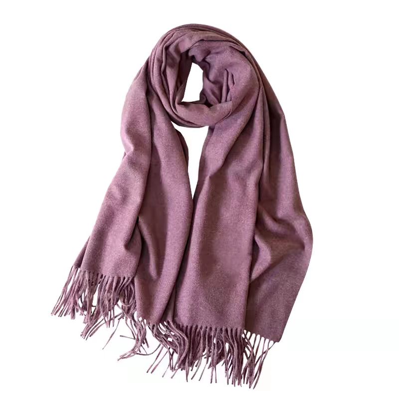 L 新款2025老花羊绒围巾高端轻奢披肩冬季爆款高级感流苏围巾穿搭