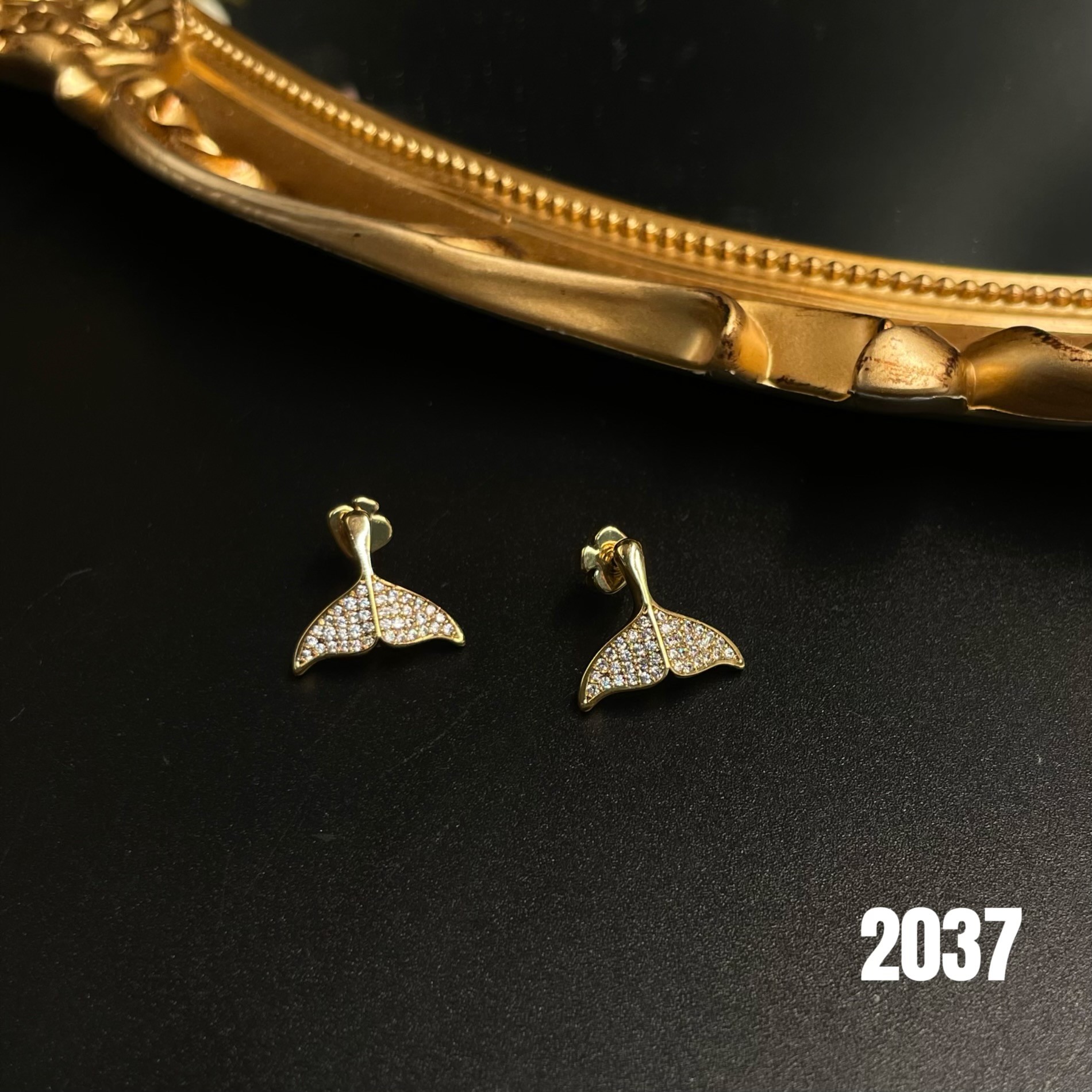 时尚礼物百搭珠宝简约气质精致满镶鱼尾耳饰~2037