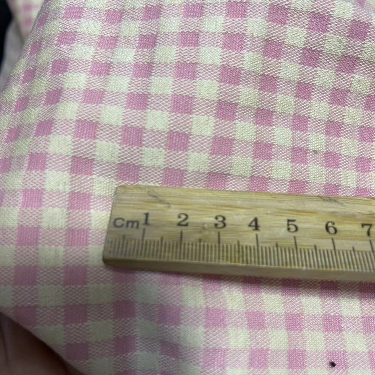 提花布色织粉色格子提花布料