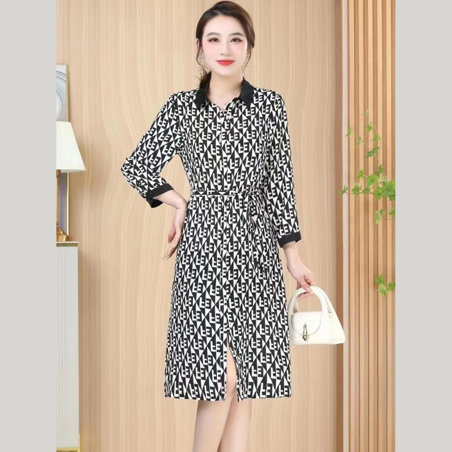 妈妈高端气质优雅中长款连衣裙2023夏新款欧货高级感时尚名媛裙子