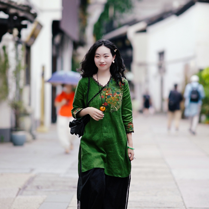 【2022夏款】民族风重工刺绣奥黛连衣裙L289