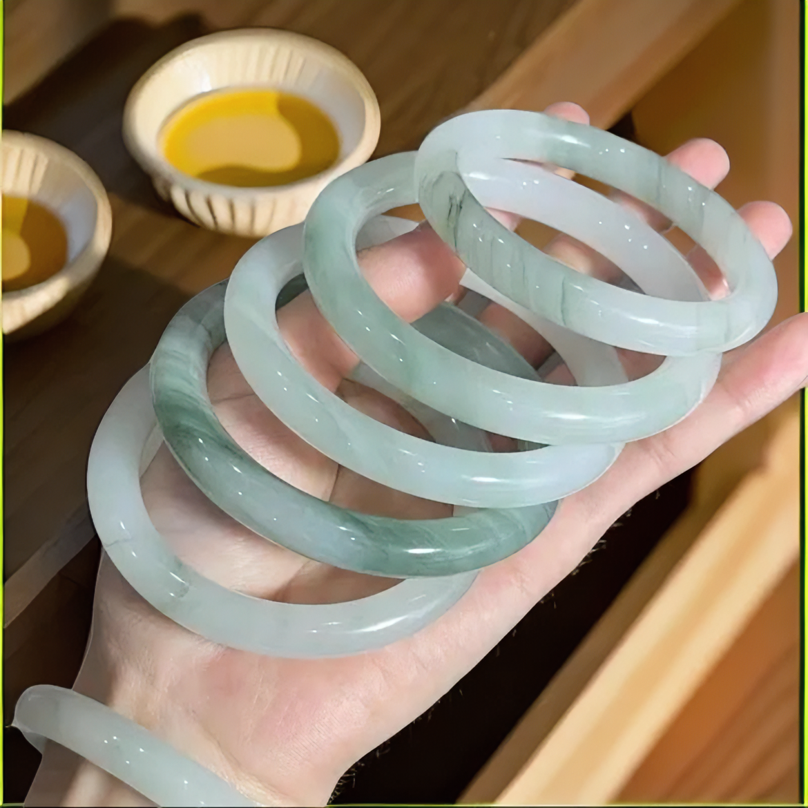 新疆天然天山翠金丝玉手镯（多样性发其一）气质绿色女士少女古风