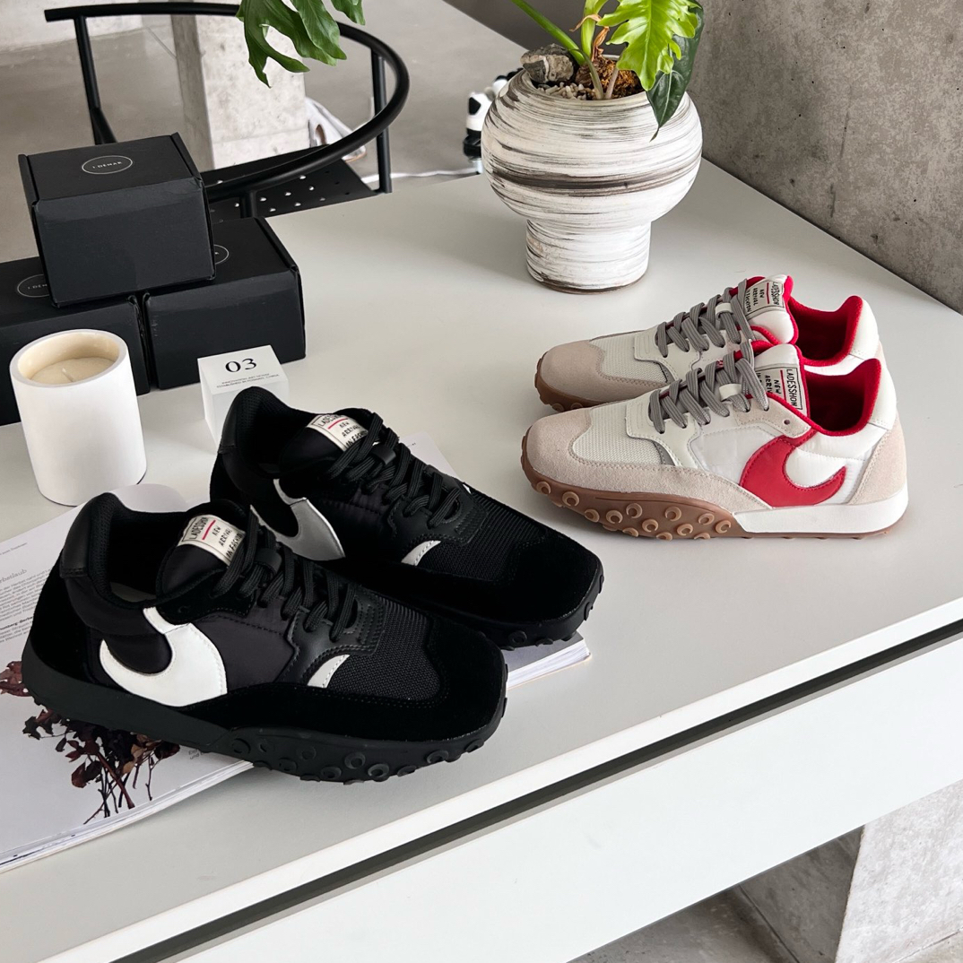 VEEFSHOW 6699-1 阿甘鞋女平底透气休闲德训鞋方头月牙复古板鞋秋