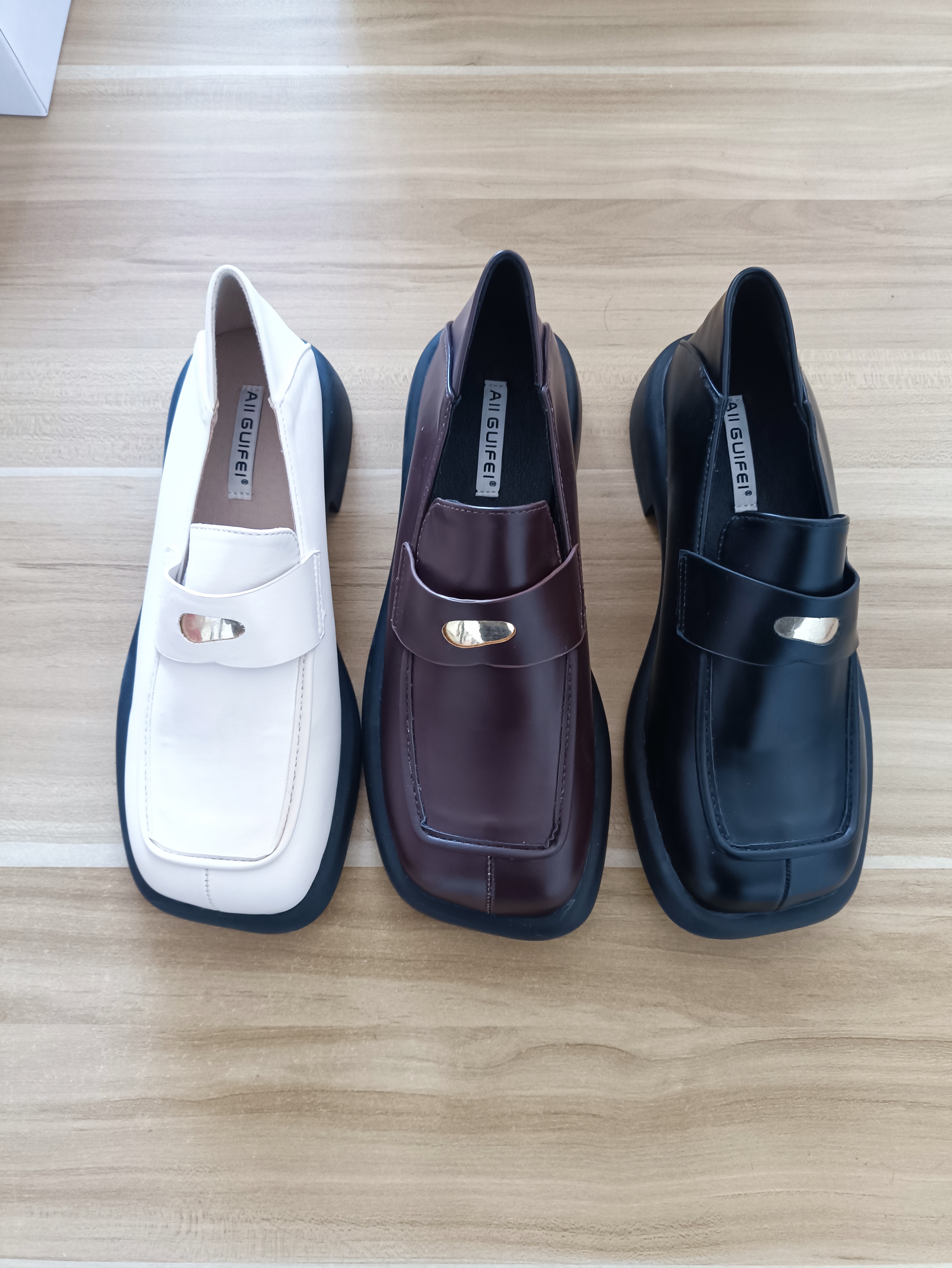 2021-5 复古英伦风方头粗跟乐福鞋女一脚蹬软底舒适小皮鞋