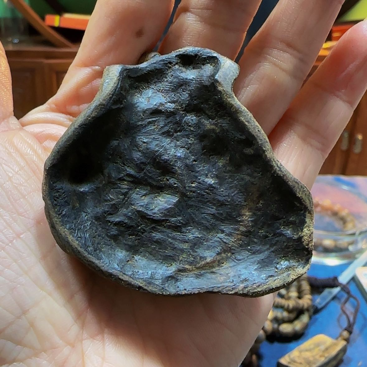 【闪购商品】沉香吊坠向**好白奇乌身天然野老包头带绳子18克