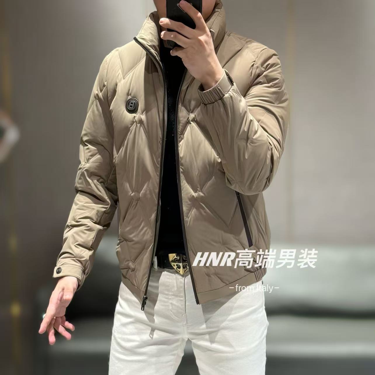 高级感字母立体胸标菱形图案简约时尚帅气休闲百搭羽绒服24941