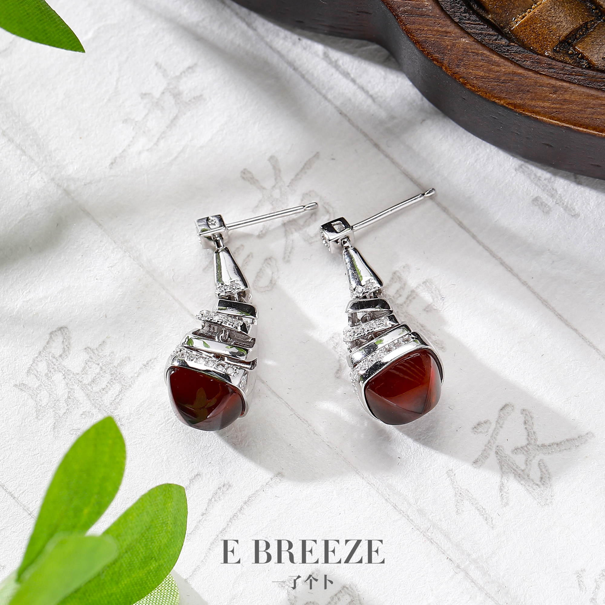 一了个卜【红芍药】石榴石唐塔耳环