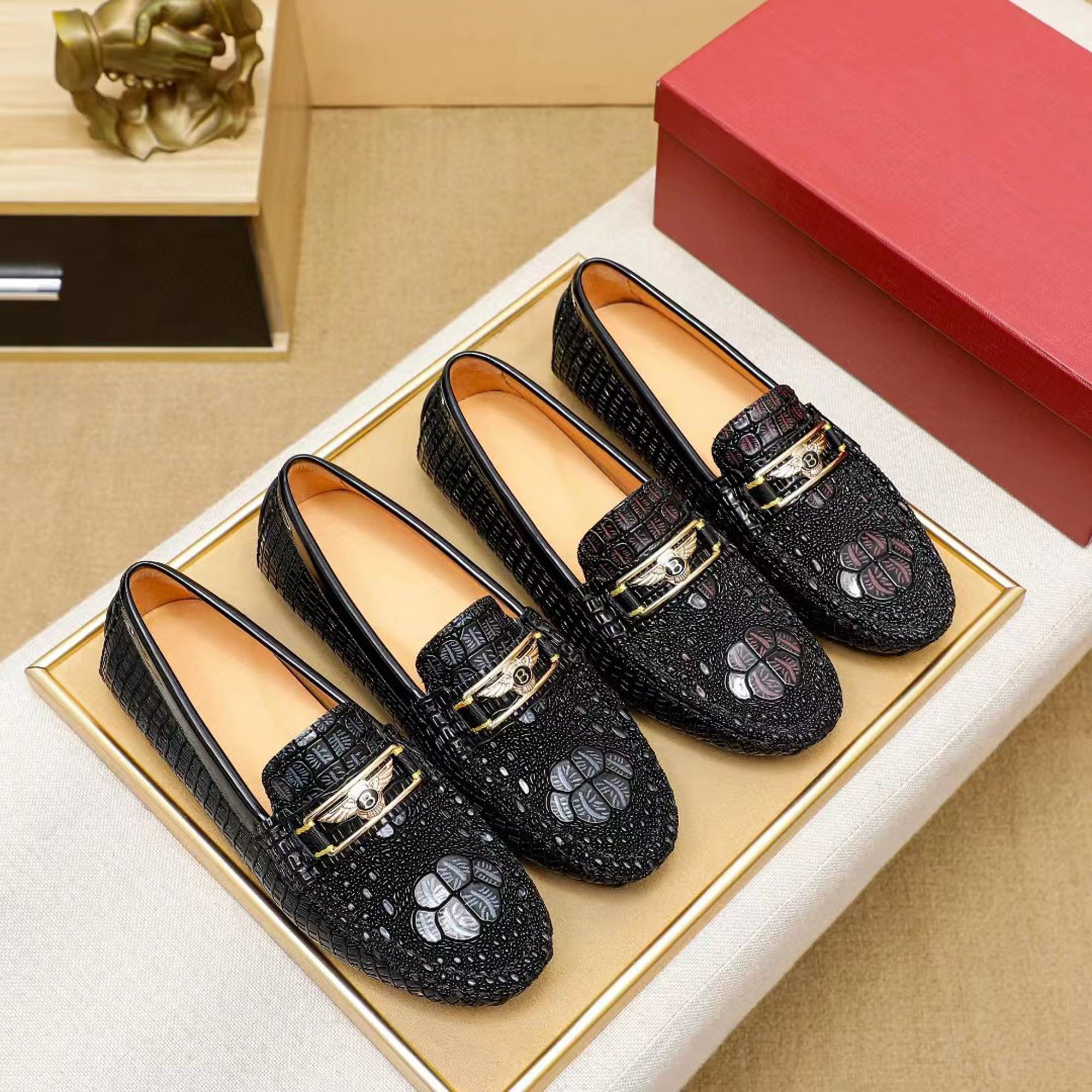 欧洲站2025新款真皮豆豆鞋男鞋时尚潮流百搭透气男士高端休闲皮鞋