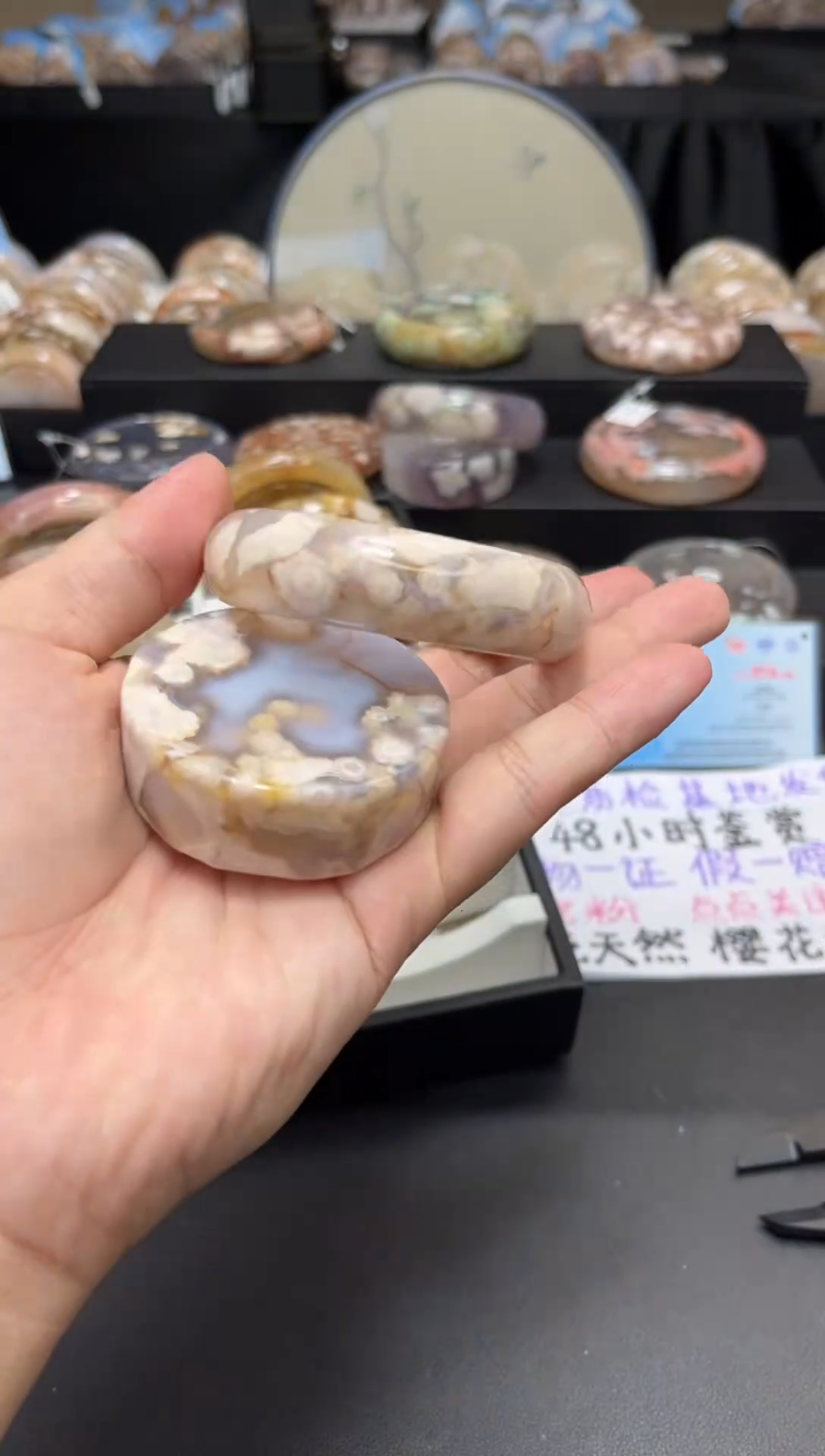 【闪购商品】石英质玉手镯未镶嵌赠品镯心（57圈口）