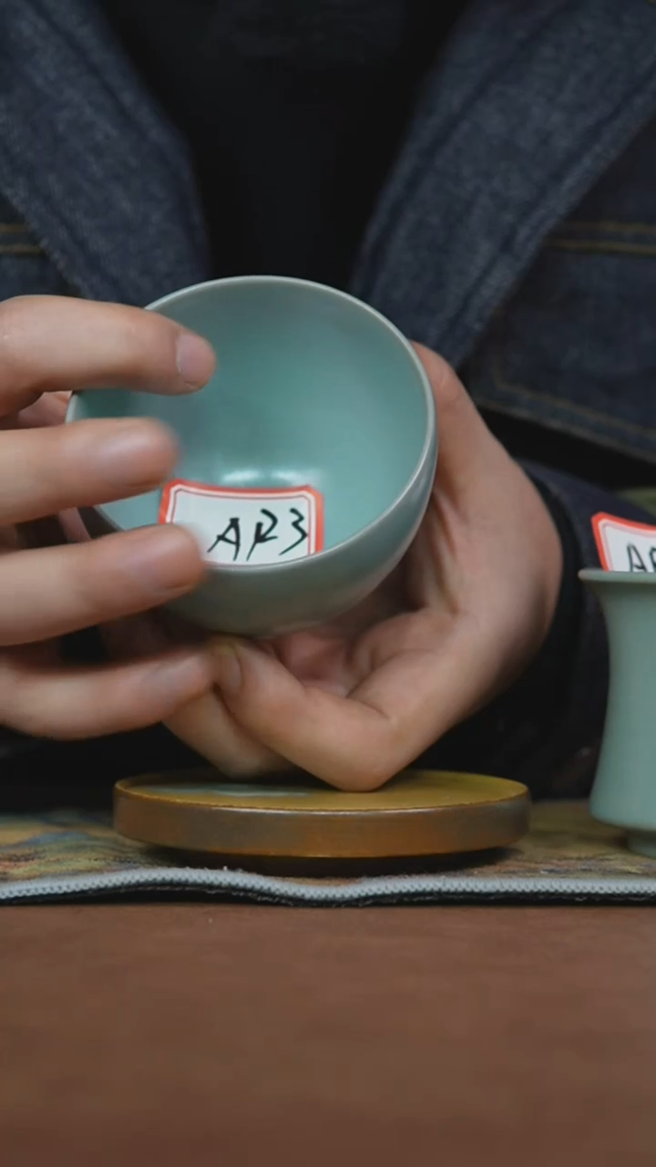 【闪购商品】瓷壶A123
