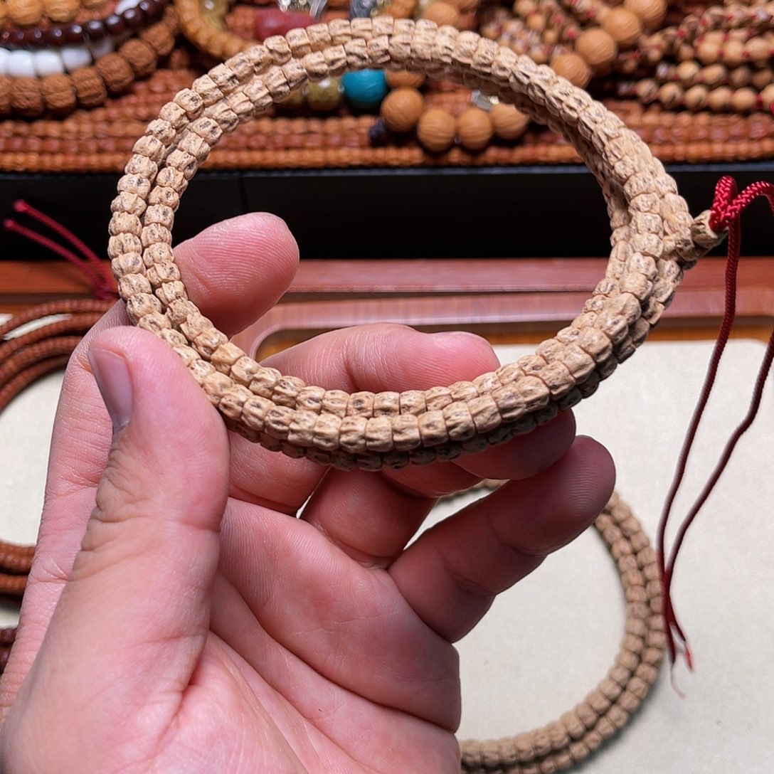 柏香籽/百香籽吊坠万选·万棱