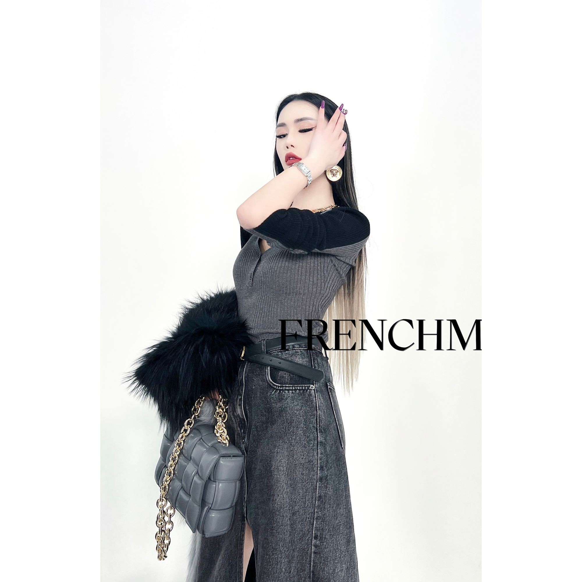 法模FRENCH MODEL媛.设计款拼接V领套头针织衫女装打底413K693022