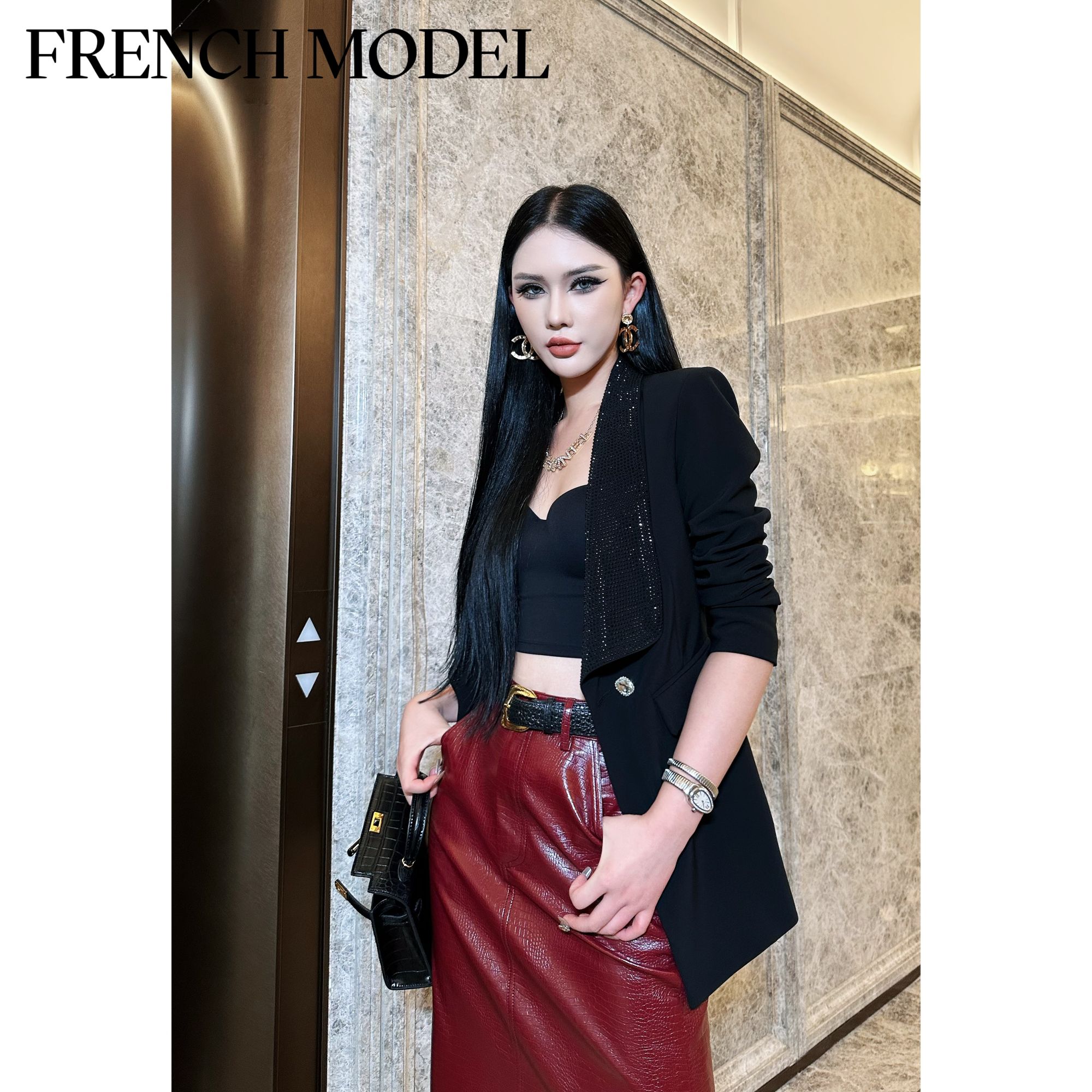 FRENCH MODEL 媛.2023秋季新款时尚烫钻亮钻西装外套女装40850181